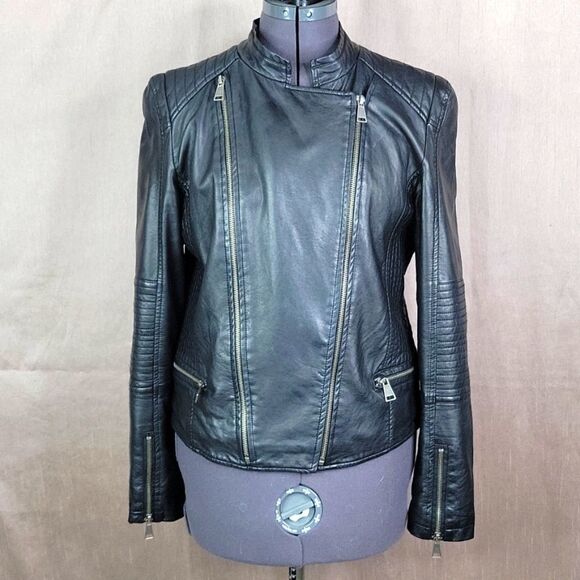 YMI‎ Black Faux Leather Motorcycle Jacket Size Medium - Picture 1 of 10
